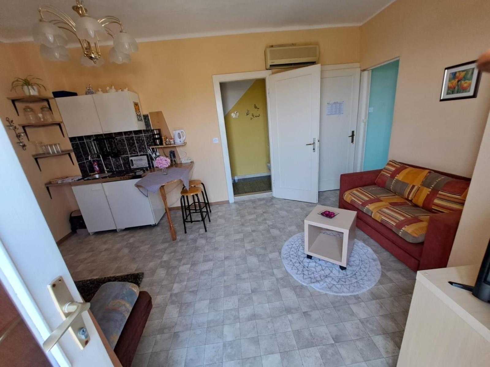 Apartmani Dusica Lumbarda Buitenkant foto